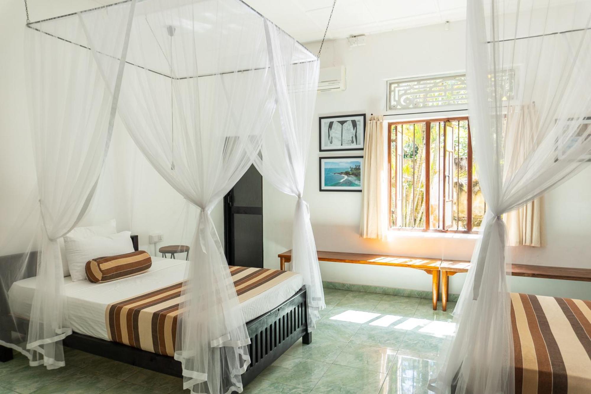 Lotus Surf And Wellness Apartment Ahangama Ngoại thất bức ảnh